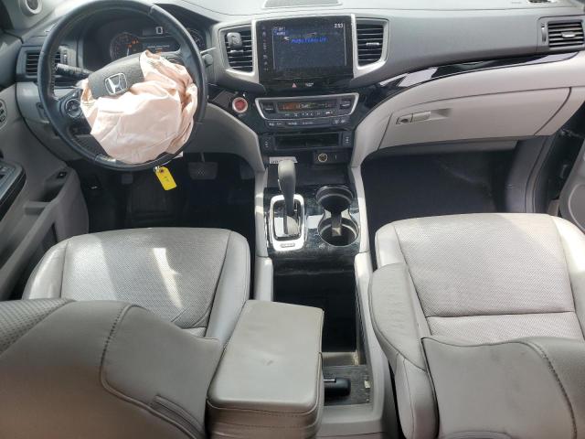Photo 8 from auction – 2018 HONDA RIDGELINE with VIN 5FPYK3F76JB015695