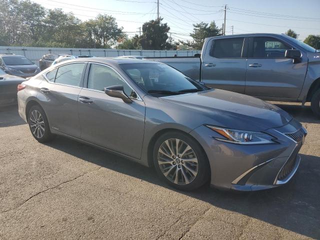 Photo 4 from auction – 2019 LEXUS ES 300H with VIN JTHB21B18K2035583