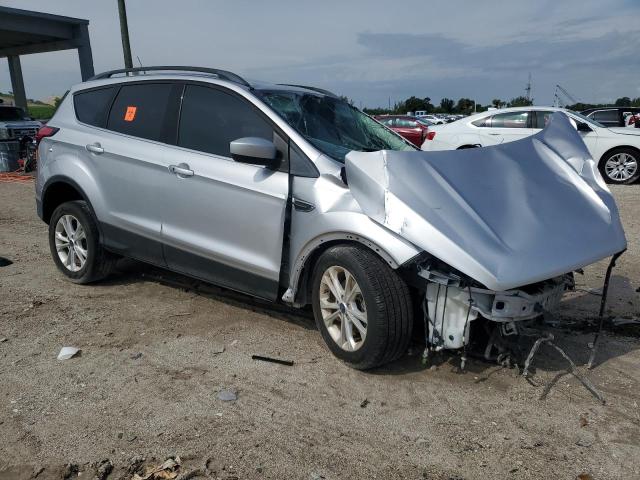 Photo 4 from auction – 2019 FORD ESCAPE SEL with VIN 1FMCU0HD3KUA12062