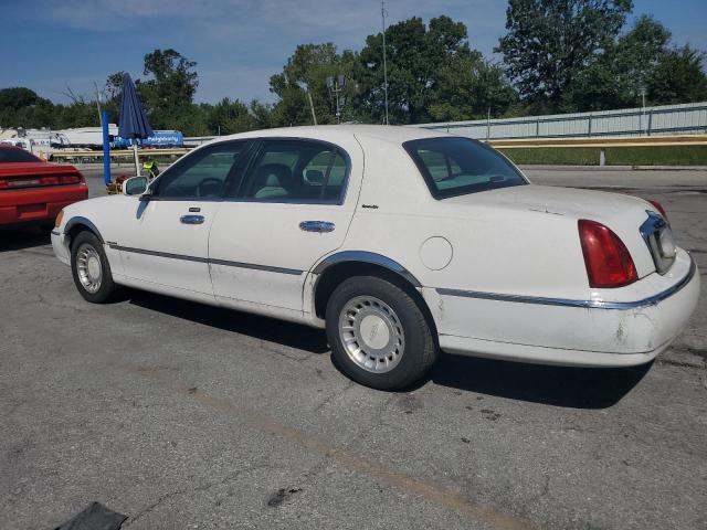 Photo 2 from auction – 2001 LINCOLN TOWN CAR E with VIN 1LNHM81W81Y697408
