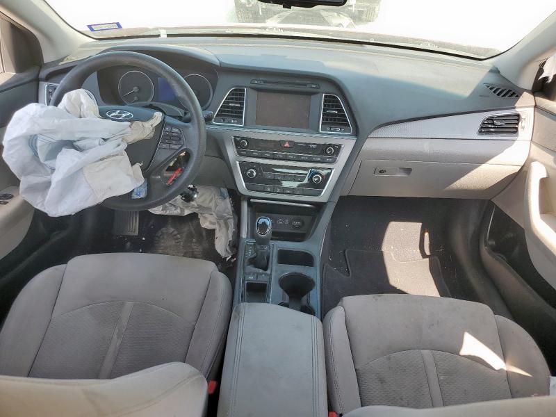Photo 8 from auction – 2016 HYUNDAI SONATA SE with VIN 5NPE24AF2GH413481