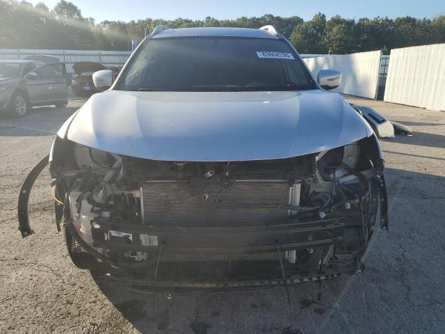 Photo 5 from auction – 2017 NISSAN ROGUE S with VIN KNMAT2MV3HP608837