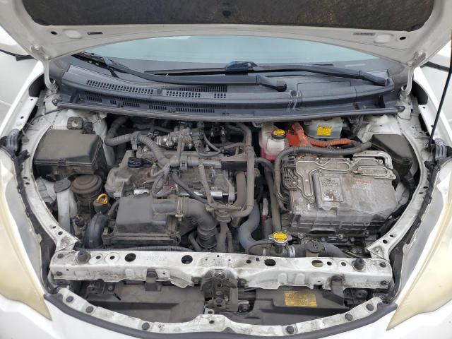 Photo 11 from auction – 2012 TOYOTA PRIUS C with VIN JTDKDTB31C1017023