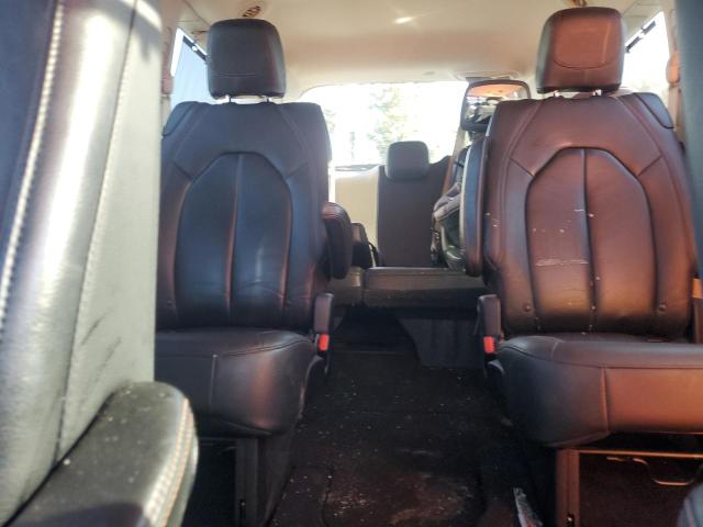 Photo 10 from auction – 2017 CHRYSLER PACIFICA TOURING L PLUS with VIN 2C4RC1EGXHR585570