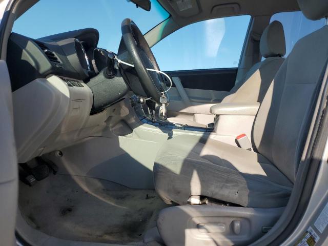 Photo 7 from auction – 2010 TOYOTA HIGHLANDER with VIN 5TDBK3EH9AS008504