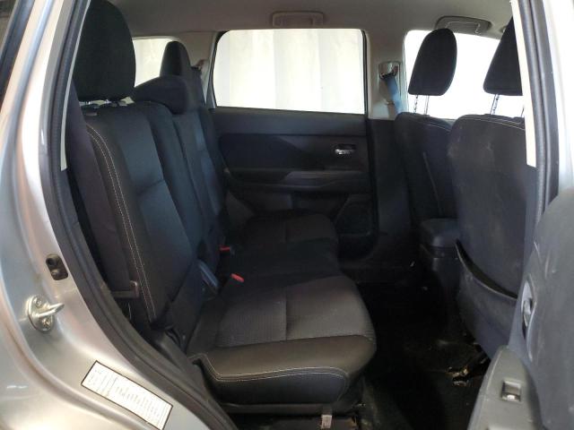 Photo 11 from auction – 2018 MITSUBISHI OUTLANDER SE with VIN JA4AD3A34JZ016437