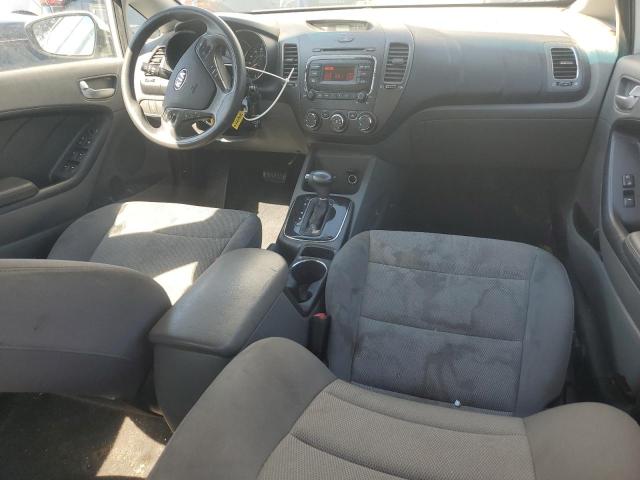 Photo 8 from auction – 2017 KIA FORTE LX with VIN 3KPFK4A72HE025055