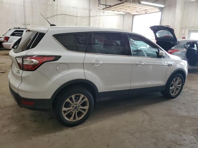 Photo 3 from auction – 2017 FORD ESCAPE SE with VIN 1FMCU9G98HUA62868
