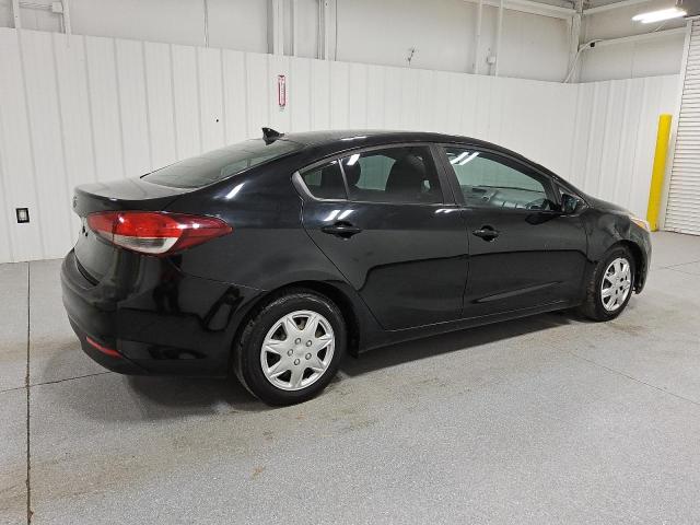 Photo 3 from auction – 2017 KIA FORTE LX with VIN 3KPFL4A72HE015154