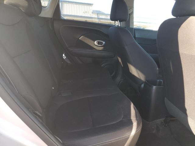 Photo 11 from auction – 2017 KIA SOUL with VIN KNDJN2A24H7421983