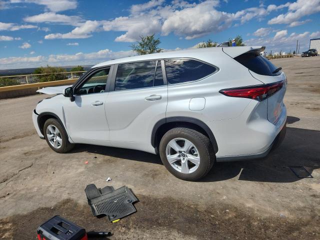 Photo 2 from auction – 2023 TOYOTA HIGHLANDER with VIN 5TDZARAH2PS022120