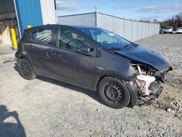 Photo 4 from auction – 2015 TOYOTA PRIUS C with VIN JTDKDTB32F1098487
