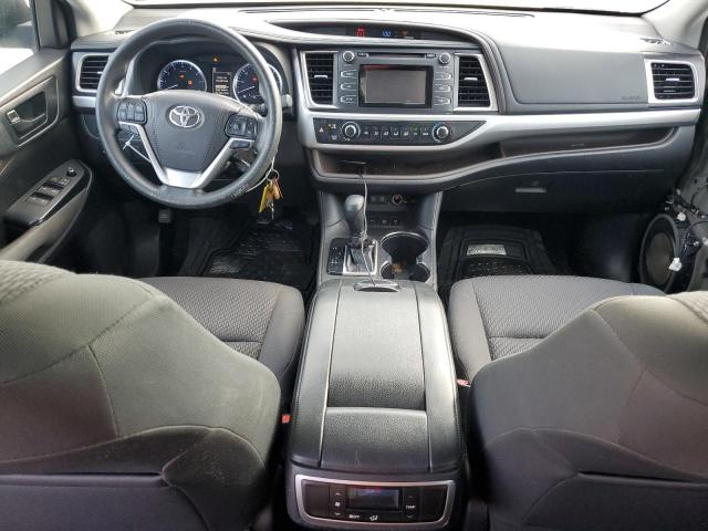 Photo 8 from auction – 2018 TOYOTA HIGHLANDER with VIN 5TDBZRFHXJS862690