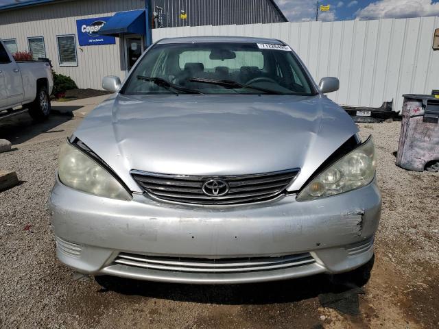 Photo 5 from auction – 2005 TOYOTA CAMRY LE with VIN 4T1BE32K25U516706