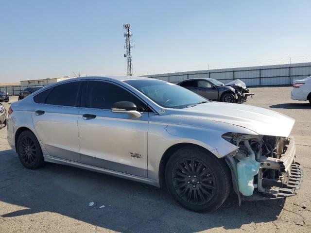 Photo 4 from auction – 2016 FORD FUSION with VIN 3FA6P0PU9GR357305