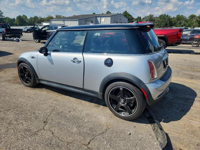 Photo 2 from auction – 2006 MINI COOPER S with VIN WMWRE33576TN28091