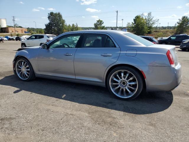 Photo 2 from auction – 2017 CHRYSLER 300 LIMITE with VIN 2C3CCAAGXHH662248
