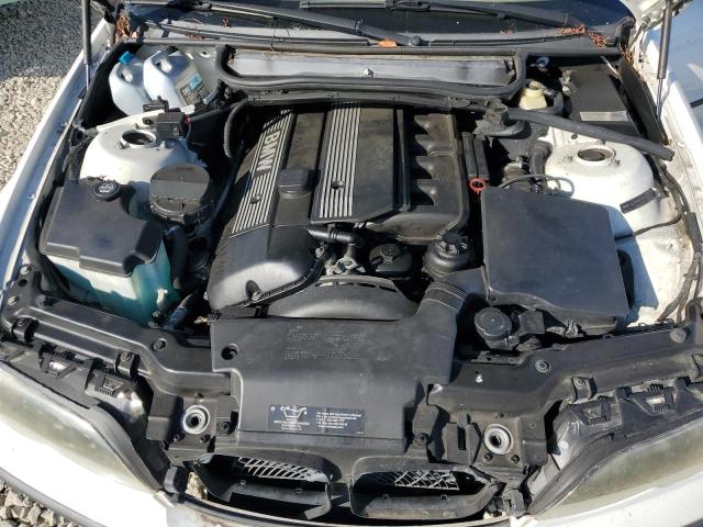 Photo 11 from auction – 2002 BMW 325 I with VIN WBAEV33412KL66612