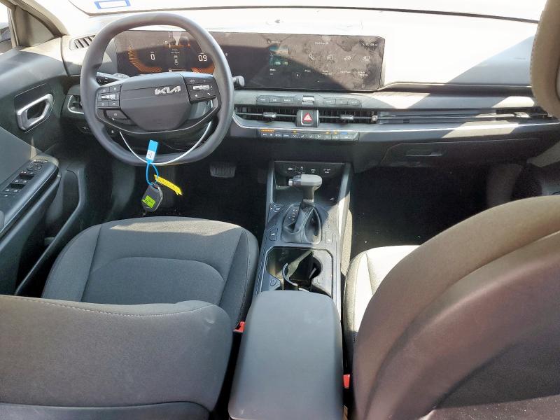 Photo 8 from auction – 2025 KIA K4 LX with VIN 3KPFT4DE3SE020574