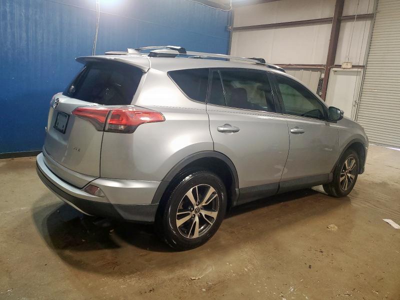 Photo 3 from auction – 2017 TOYOTA RAV4 XLE with VIN 2T3WFREVXHW365973