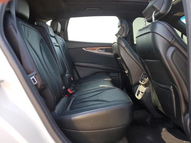 Photo 11 from auction – 2016 LINCOLN MKX RESERV with VIN 2LMTJ8LP5GBL45597
