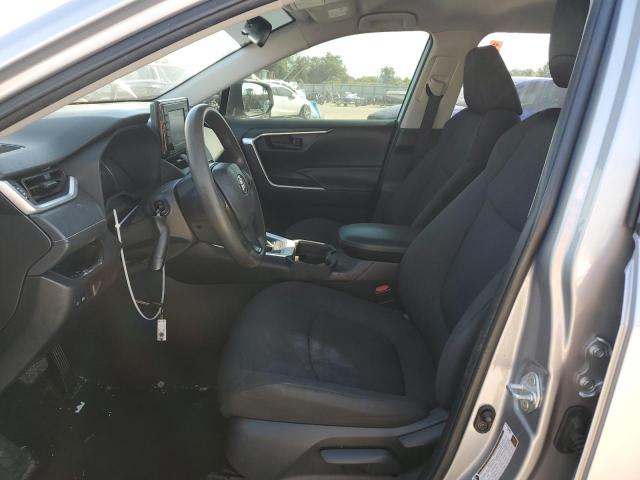 Photo 7 from auction – 2020 TOYOTA RAV4 LE with VIN JTMH1RFV2LD051844
