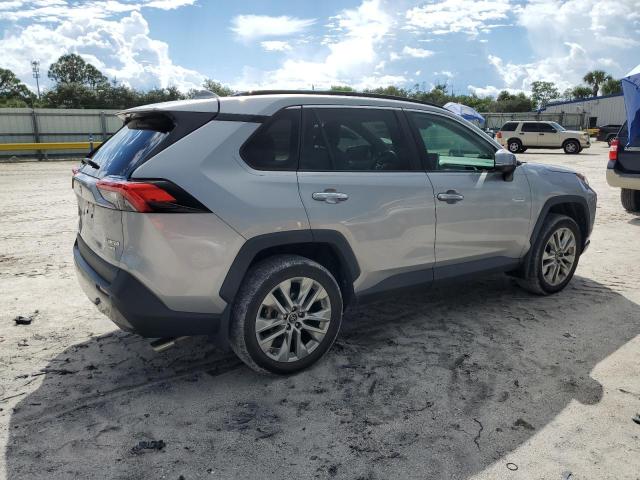 Photo 3 from auction – 2019 TOYOTA RAV4 LIMIT with VIN 2T3N1RFV3KC047775