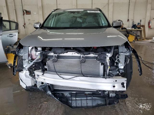 Photo 5 from auction – 2021 TOYOTA RAV4 XLE P with VIN 2T3A1RFV4MC240776