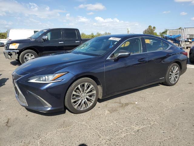 LEXUS ES 300H 2019 with VIN JTHB21B1XK2019658 - Photo from auction