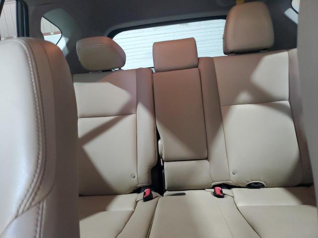 Photo 10 from auction – 2015 TOYOTA RAV4 LIMIT with VIN JTMDFREV5FD163642