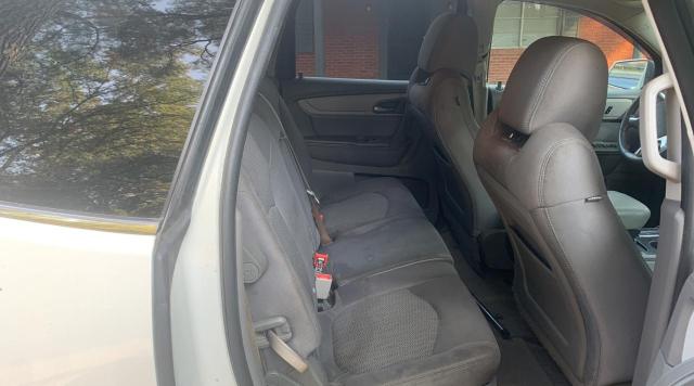 Photo 6 from auction – 2015 CHEV TRAVERSE LT with VIN 1GNKRGKD8FJ253357