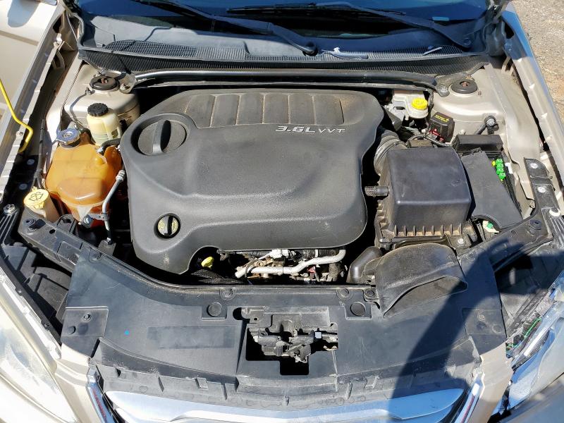 Photo 11 from auction – 2014 CHRYSLER 200 with VIN 1C3CCBBG0EN105498