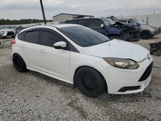 Zdjęcie 4 z aukcji – 2013 FORD FOCUS ST z VIN 1FADP3L93DL201927