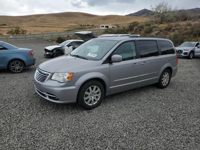 CHRYSLER TOWN & COU 2015 with VIN 2C4RC1BG4FR752328 - Photo from auction