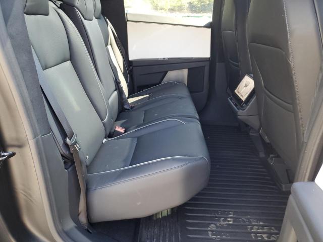 Photo 10 from auction – 2024 TESLA CYBERTRUCK with VIN 7G2CEHED2RA011776