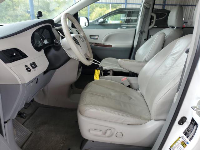 Photo 7 from auction – 2012 TOYOTA SIENNA XLE with VIN 5TDYK3DC8CS205280