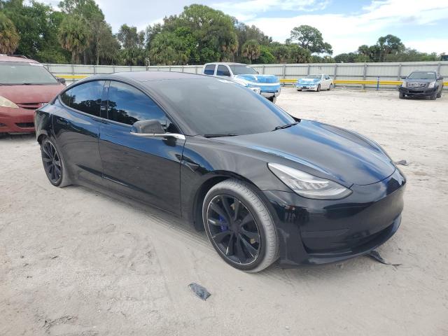 Photo 4 from auction – 2018 TESLA MODEL 3 with VIN 5YJ3E1EB5JF184823