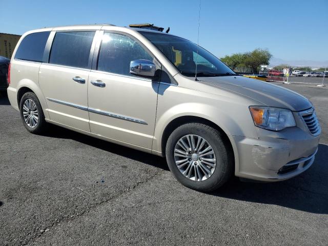 Photo 4 from auction – 2014 CHRYSLER TOWN & COU with VIN 2C4RC1CGXER410167