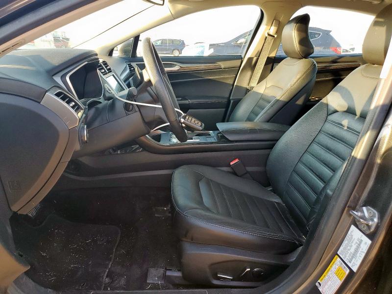 Photo 7 from auction – 2017 FORD FUSION SE with VIN 3FA6P0HD4HR157142