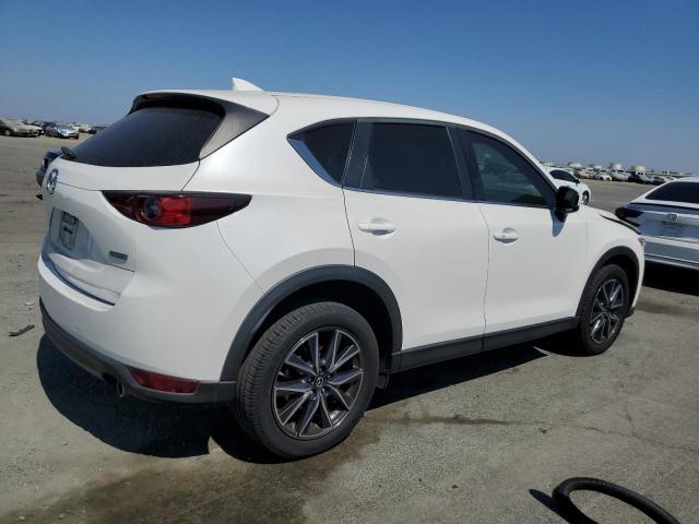 Photo 3 from auction – 2018 MAZDA CX-5 TOURING with VIN JM3KFACM3J1422455