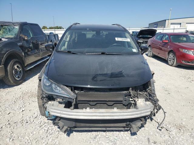 Photo 5 from auction – 2017 CHRYSLER PACIFICA T with VIN 2C4RC1EG2HR577172