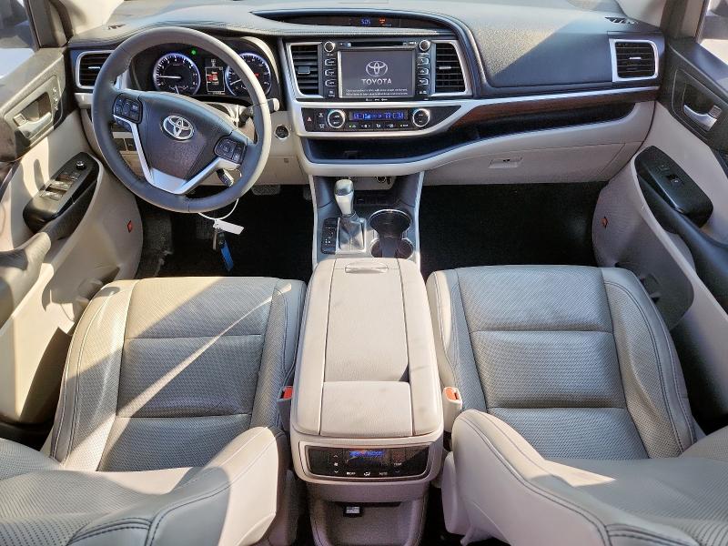Photo 8 from auction – 2016 TOYOTA HIGHLANDER with VIN 5TDYKRFH2GS137124
