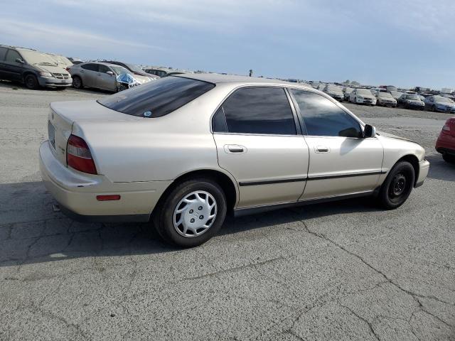 Photo 3 from auction – 1994 HONDA ACCORD LX with VIN JHMCD5648RC102293