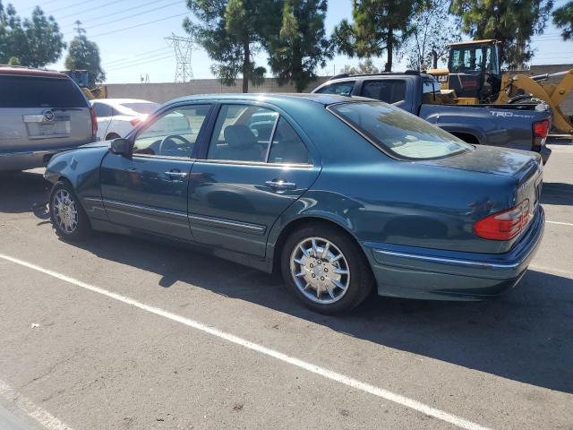 Photo 2 from auction – 2001 MERCEDES-BENZ E 320 with VIN WDBJF65J41B254662