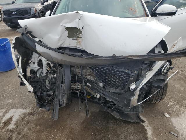 Photo 12 from auction – 2016 KIA SORENTO EX with VIN 5XYPHDA14GG133919