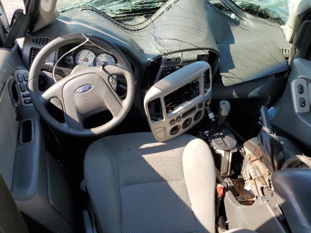 Photo 8 from auction – 2007 FORD ESCAPE XLT with VIN 1FMYU93147KB33905