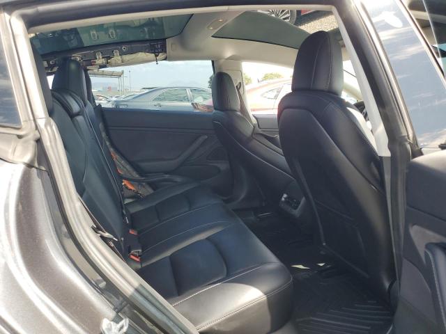 Photo 10 from auction – 2018 TESLA MODEL 3 with VIN 5YJ3E1EA5JF018972