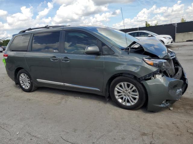 Photo 4 from auction – 2013 TOYOTA SIENNA XLE with VIN 5TDYK3DC8DS281566