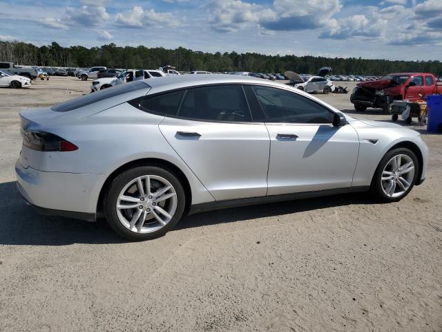 Photo 3 from auction – 2014 TESLA MODEL S with VIN 5YJSA1S10EFP63212