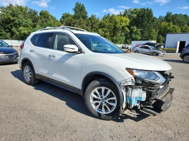Photo 4 from auction – 2019 NISSAN ROGUE S with VIN 5N1AT2MT1KC829605